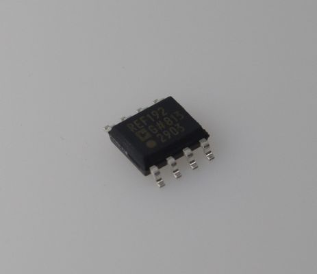 REF192GSZ Сверхмалошумящий источник опорного напряжения 2,5 В с начальной точностью ±0,1%, дрейфом 3 ppm/°C, током покоя 60 мкА, выходным током 10 мА, диапазоном температур от -40°C до +125°C и корпусом SOT-23