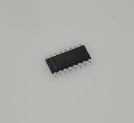MAX3232CSE 3.0-5.5V RS-232 Transceiver with 2Tx/2Rx 1μA Shutdown ±15kV ESD Protection 250kbps Data Rate 0.1μF Caps Industrial -40°C to +85°C & 16-SOIC Package