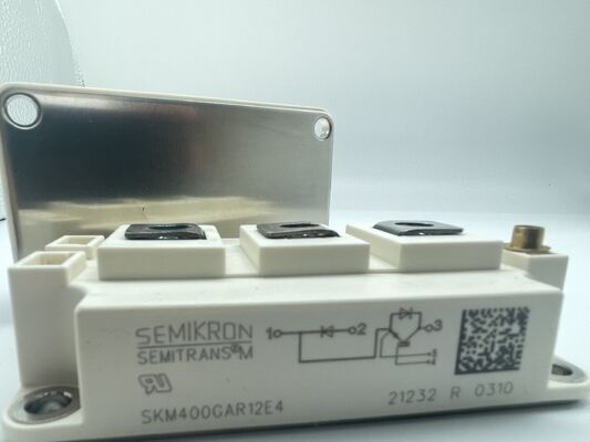 SKM400GAR12E4 1200V 400A IGBT модуль, низкое Vce(sat), высокая устойчивость к короткому замыканию, низкие потери при переключении, высокая изоляция, промышленный класс, для солнечных инверторов и мощных ИБП