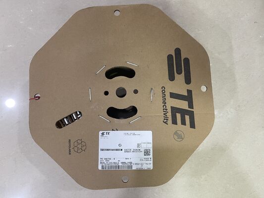 280756-4 4-позиционный разъем для проводов и плат с шагом 2,5 мм, обжимной корпус, фрикционный замок, крепление на панель, сертификация UL 94V-0, поляризованный, номинальный ток 4,5 А для распределения питания и промышленного управления