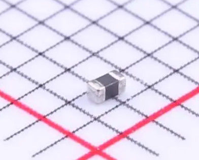 BLM15AG221SN1D 220Ω Ферритный шарик 0402 (1005 Мт) 1A Номинальный ток Высокая импеданс@100 МГц, широкая температура от -55°C до +125°C AEC-Q200