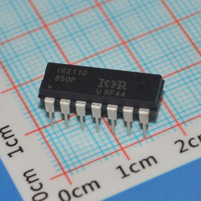 Интегральная схема IR2110PBF, драйвер верхнего и нижнего плеча, 600 В, пиковый ток 2 А, логика 10 В - 20 В, время нарастания 500 нс, корпус/упаковка 14-DIP (7,62 мм), от -40°C до +125°C