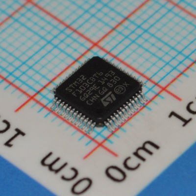 STM32F103CBT6 72 МГц микроконтроллер Cortex-M3, 128 КБ Flash, 20 КБ RAM, 2x12-битных АЦП, 3xUSART, USB/CAN, LQFP-48, 2.0-3.6 В, от -40°C до +85°C, промышленный класс производительности