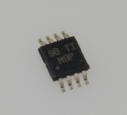 LM393DGKR Сдвоенный дифференциальный компаратор с низким энергопотреблением (0,8 мА), широким диапазоном напряжений питания (2 В - 36 В), выходами с открытым коллектором, защитой от электростатического разряда и корпусом VSSOP-8