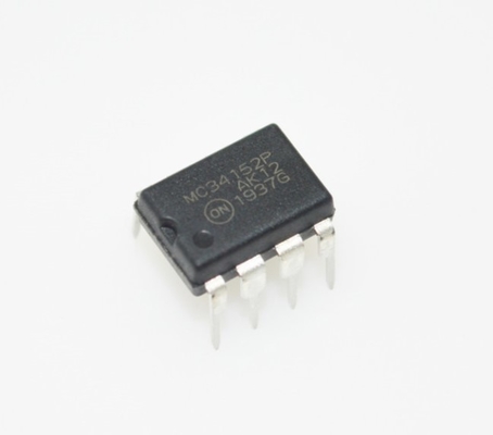 MC34152PG Драйвер для двух MOSFET транзисторов, пиковый ток 1.5A, питание 12В-18В, время нарастания/спада 50нс, DIP-8, -40°C до +85°C
