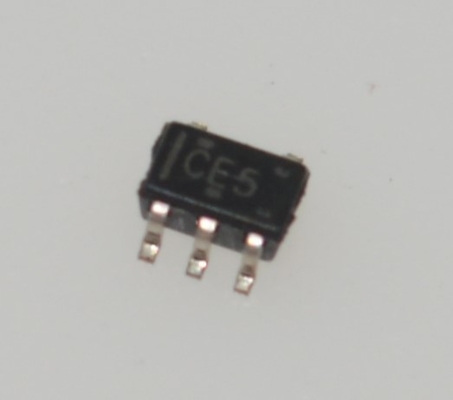 SN74LVC1G08DBVR Единый 2-входный и шлюзный 1.65-5.5V Поставка 10ns Задержка распространения SOT-23-5 -40°C до +125°C