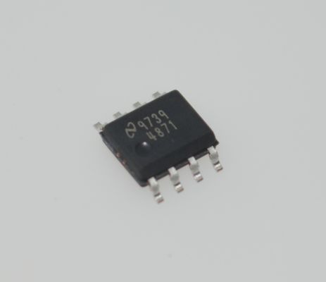 LM4871MX 3-ваттный монофонический аудиоусилитель с напряжением питания 2,7 В - 5,5 В, низким током покоя, режимом отключения, тепловой защитой, улучшенной помехозащищенностью от радиочастот и компактным корпусом SOIC