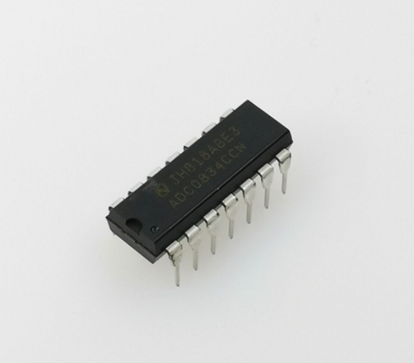 ADC0834CCN 8-битный ADC 4-канальный вход 5V Поставка серийного ввода/вывода низкой мощности от 0°C до +70°C Простой интерфейс MCU Экономичное решение