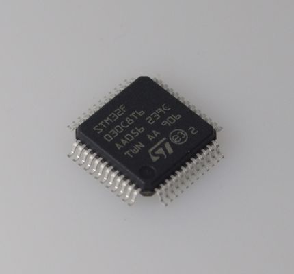 STM32F030C8T6 48MHz Cortex-M0 MCU 64KB Flash 8KB RAM 12-битный ADC низкозатратный 5V Tolerant 37 GPIOs and Wide Temp Range для надежных встроенных конструкций