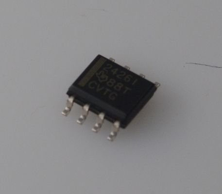 TLE2426IDR Прецизионный ИС виртуальной земли с точностью ±0,05%, выходным током 1 мА, широким диапазоном входного напряжения от 1,4 В до 40 В, низким ТК (35 ppm/°C) и защитой от короткого замыкания для однополярных систем