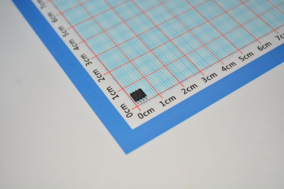 ADR02ARZ Прецизионный источник опорного напряжения 5,0 В, сверхнизкий уровень шума 4 мкВ (пик-пик), начальная точность 0,02%, дрейф 3 ppm/°C, выход 10 мА, диапазон 1,2 В - 15 В