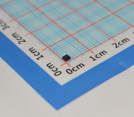 BQ294701DSGR - Защита литий-ионных аккумуляторов с обнаружением перенапряжения/пониженного напряжения 2 элемента, ток 1 мкА, диапазон 3,6 В - 10 В, время отклика 1 мс, тепловое отключение и корпус DSBGA