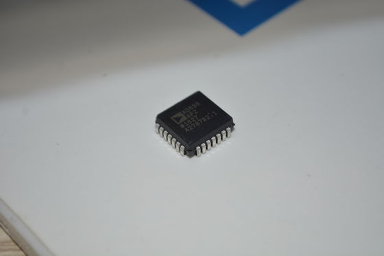AD698APZ LVDT Сигнальный кондиционер ±12V до ±15V Операция 20 кГц Полоса пропускания 0,25% Линейность Одно/двойное питание Промышленный диапазон температур для определения положения и управления движением