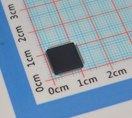 LPC2131FBD64/01,15 ARM7 MCU 32-битный RISC Core 64KB Flash 16KB RAM 60MHz Скорость USB 2.0 2x UART 64-LQFP -40°C до +85°C Промышленный класс