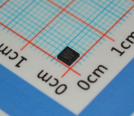 LTC3454EDD#PBF Высокоэффективный конвертер Buck-Boost 1.5A с входом 2,7-5,5В 92% Пиковая эффективность I2C Управление Низкий шум 2,5μA Выключение и крошечный пакет DFN 3 мм х 3 мм