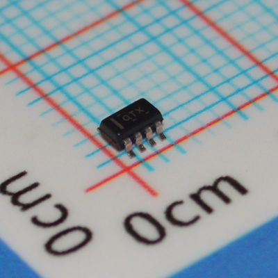 TPS62120DCNR 3.3V 1.5A Step-Down Converter с 95% эффективностью 3.1-17V Входной режим экономии мощности 100% рабочий цикл Внутренняя компенсация мягкий старт и тепловое отключение в пакете SOT-23