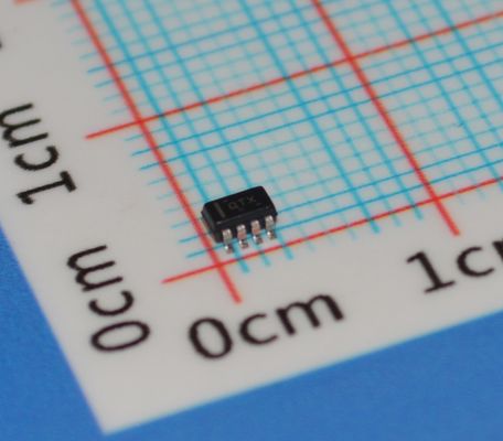 TPS62120DCNR 3.3V 1.5A Step-Down Converter с 95% эффективностью 3.1-17V Входной режим экономии мощности 100% рабочий цикл Внутренняя компенсация мягкий старт и тепловое отключение в пакете SOT-23