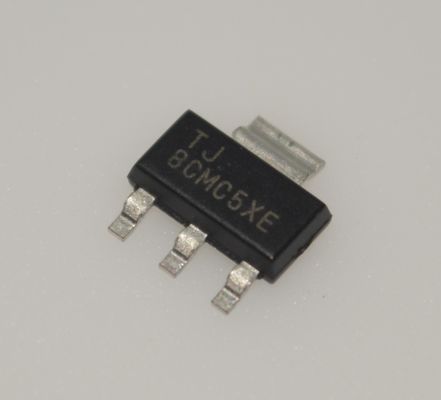 TLV1117LV33DCYR 800mA LDO 3.3V Фиксированный выход 1% Точность Низкое отключение напряжение Сверхпоток и теплозащита -40°C до 125°C Стабильность с керамическими конденсаторами SOT-223 Пакет