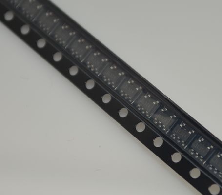 SPX3819M5-L-3-3/TR 3.3В 500мА сверхмалошумящий (30μVRMS) LDO с разрешением, точность 1%, низкое падение напряжения, защита от тока и перегрева, широкий диапазон входного напряжения 2.7В-16В