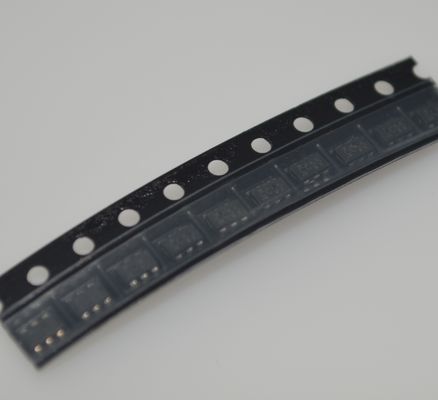 SN74LVC1G3157DBVR Низковольтный одиночный 2: 1 Mux / Demux с 5V Толерантностью I / O 3,5ns Скорость 10μA ICC 32mA Привод Tiny SOT-23-6 Широкий диапазон 1,65-5,5V и высокая защита ESD