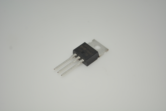 IRFB4227PBF 200V/195A MOSFET с ультранизким 4.5mΩ Rds ((on) TO-220 Пакет Логический уровень привода Лавины Оцененный быстрый переключатель Высокая эффективность Устойчивый дизайн для систем управления и питания двигателей