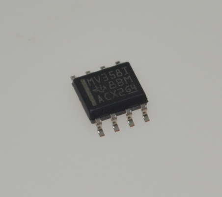 LMV358IDR Двухканальный операционный усилитель низкого напряжения с выходом Rail-to-Rail, полоса пропускания 1 МГц, смещение 1 мВ, работа от 2,7 до 5,5 В, микромощность (0,1 мА), CMOS вход, корпус SOIC-8, от -40°C до +125°C