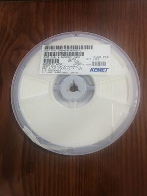 C0603C475K8PACTU MLCC 4.7µФ 10В X7R 0603 Керамический конденсатор, высокая емкость, стабильная производительность, соответствие RoHS и автомобильный класс AEC-Q200