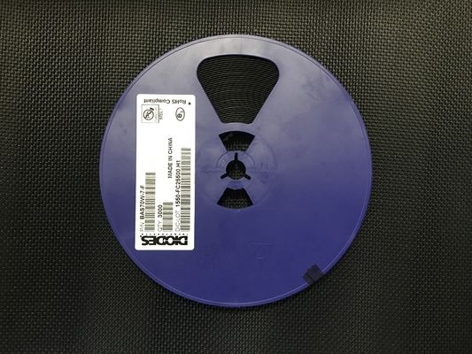 BAS70W-7-F 70 В 200 мА Двойной последовательный диод Шоттки с низким прямым напряжением 1 В, быстрым переключением 4 нс, корпус SOD-123, высокая эффективность, квалификация AEC-Q101, ленточная упаковка