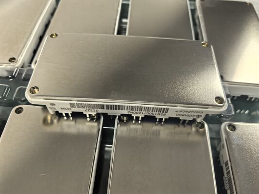 BSM150GT120DN2 IGBT-модуль 1200 В/150 А, низкое VCE(sat), высокоскоростное переключение, низкие потери, встроенный NTC, изолированная базовая пластина, промышленный класс для мощных приводов двигателей и промышленных ИБП