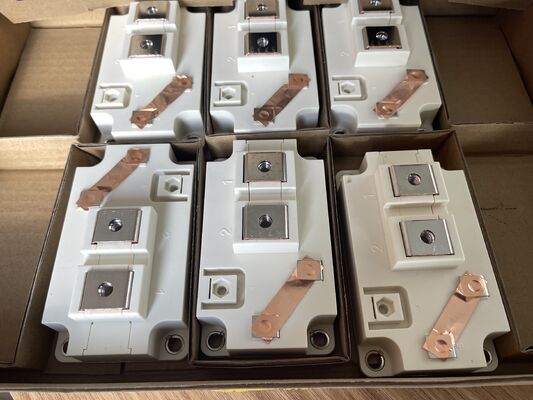 FZ600R12KE4HOSA1 1200V/600A IGBT модуль низкий VCE ((sat) высокоскоростной переключатель низкие потери пресс-подборка штифты изолированной основной пластинки NTC датчик промышленного класса для тяжелых приводов и ветровых преобразователей