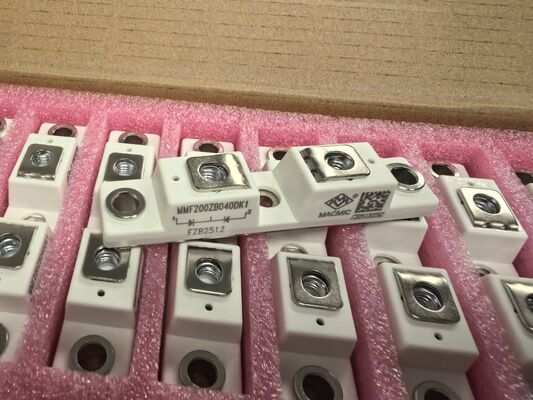 MMF200ZB040DK1 Модуль питания 200A SiC MOSFET 400V Низкий Rds ((on) 1,6mΩ Высокая эффективность Высокая скорость переключения Автомобильный класс жидкость охлажденная для инверторов тяги xEV