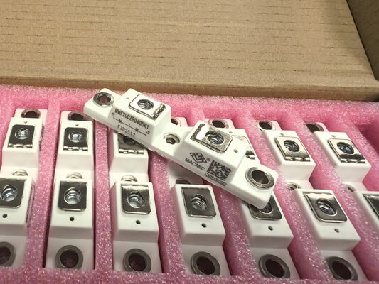 MMF200ZB040DK1 Модуль питания 200A SiC MOSFET 400V Низкий Rds ((on) 1,6mΩ Высокая эффективность Высокая скорость переключения Автомобильный класс жидкость охлажденная для инверторов тяги xEV