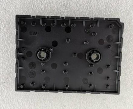 35ACC12F4V1 12V 3.5A Транзистор PNP для автомобилей с низким VCE (sat) 250mV Высокий приток тока SOT-223 Пакет AEC-Q101 Квалифицирован для переключения нагрузки и управления двигателем в транспортных средствах