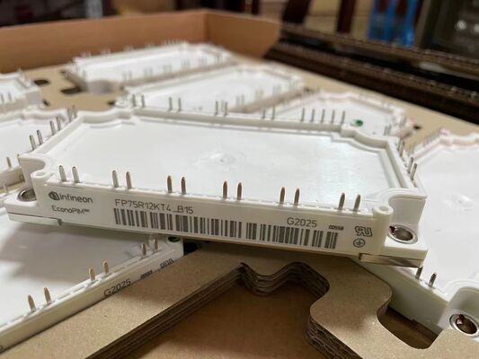 FP75R12KT4 B15 1200V 75A PIM IGBT модуль TRENCHSTOP TM IGBT4 Низкая потеря переключения интегрированный выпрямитель и тормозная медная основополагающая пластина NTC высокая частота переключения для моторных приводов