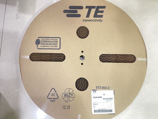 282403-1 8-позиционный корпус разъема с шагом 2,5 мм для проводов и плат, с фрикционным замком, поляризованный, рейтинг UL 94V-0 4,5 А, для монтажа на панель, для промышленного и автомобильного применения