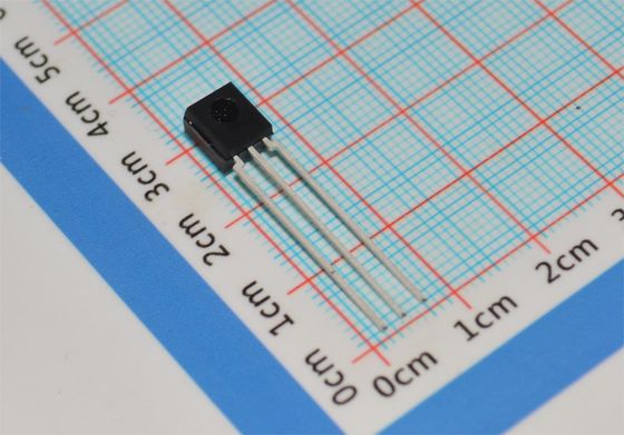 P34836 5G NR RF усилитель мощности 3,3-5 В питание 28 дБ усиление 30-6000 МГц QFN-16 +105°C рабочая температура Встроенное управление смещением